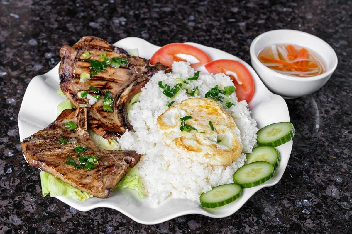 Fire Grilled Pork Chop on Rice (Com Suon) at Mai's Kitchen Saskatoon